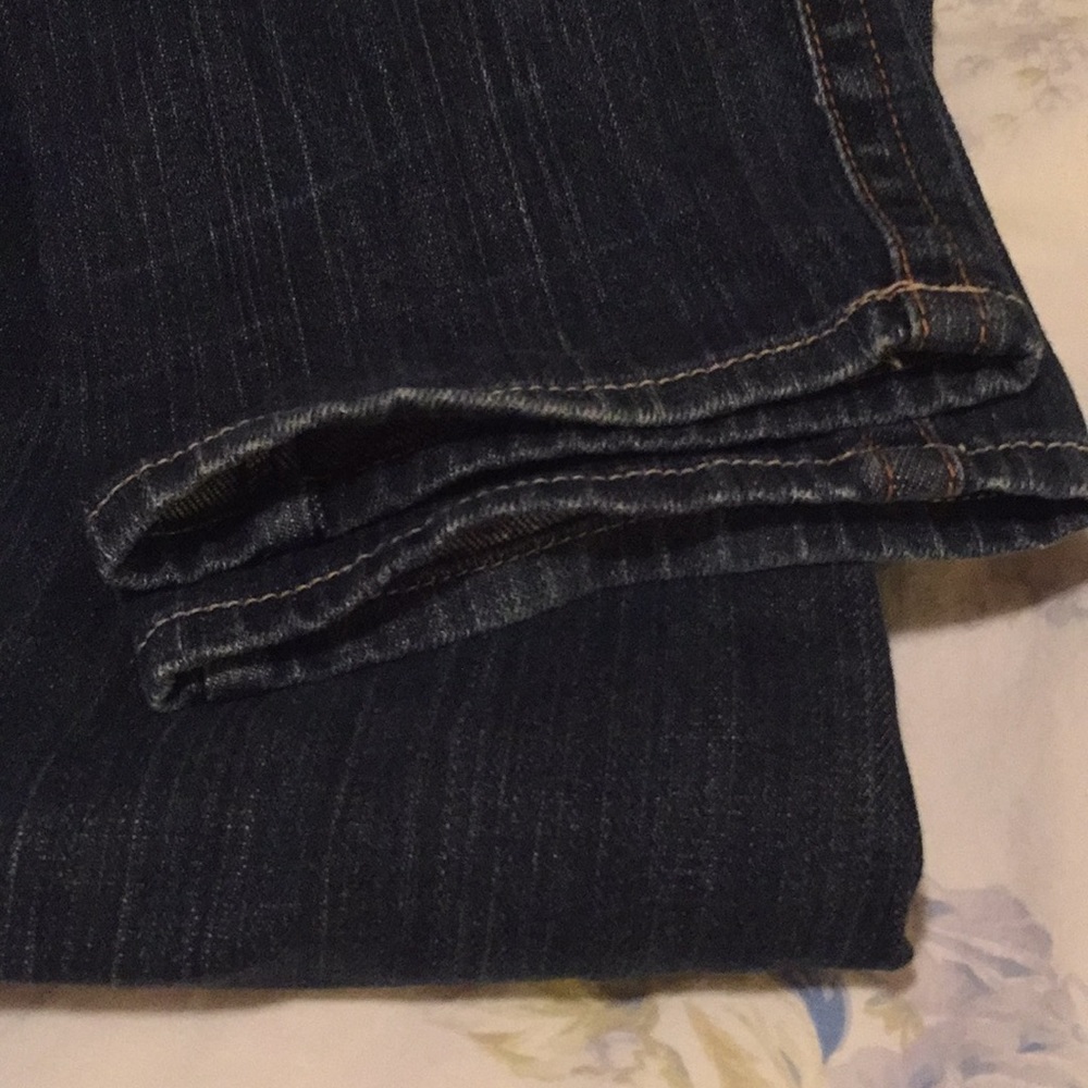 Guess Jeans - Picture 4 of 4